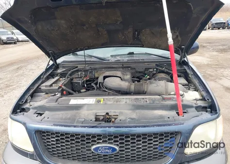 2002 Ford F-150 Lariat/Xlt z USA, uszkodzony, nr VIN 1FTRW08L82KB92036